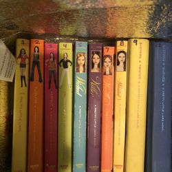 Books And DVDs! Old School ! Pretty Little Liars 