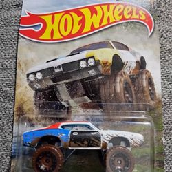 Hot Wheels 2021 OLDS 442 W-30 3/5