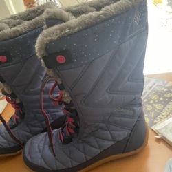 Size 3 Girl And Boy Snow Boots