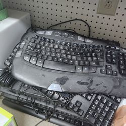 10 Computer Keyboards 