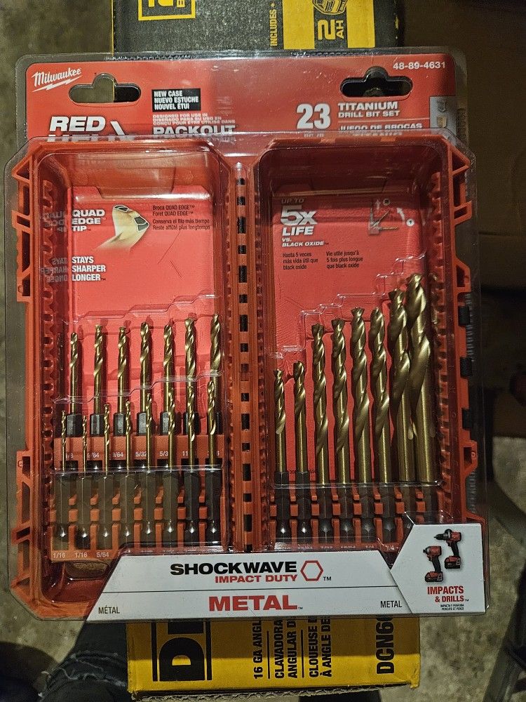 Milwaukee
SHOCKWAVE IMPACT DUTY Titanium Twist Drill Bit Set (23-Piece)Firm 30