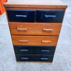 🚨 Chest Dresser 🚨 (FREE DELIVERY)