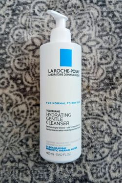 La roshe-posay ( Hydrating Gentle Cleanser)