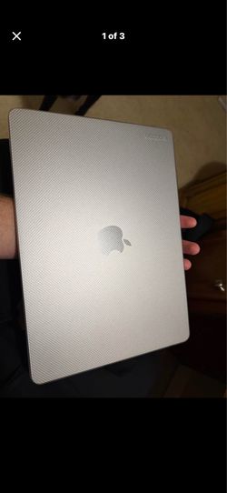 MacBook Air M2 (2022)