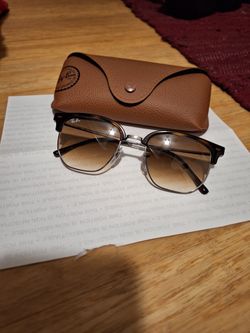 Ray-Ban New Clubmaster Havana Color With Leather Case