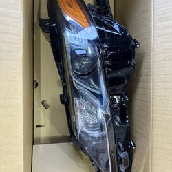 2019-2023 Toyota Camry Chrome Left/Driver Side Headlight