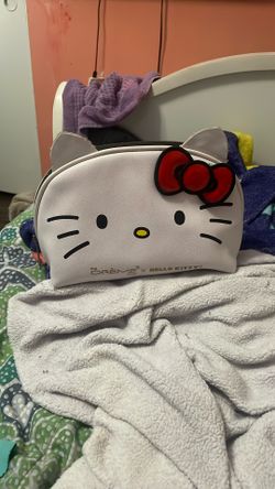 hello kitty makeup bag