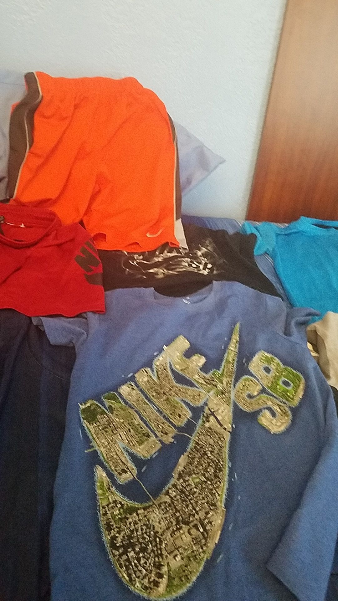 Boys size 8to 10