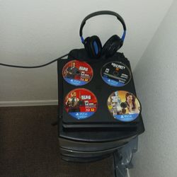 ps4, 3 games, and a headset