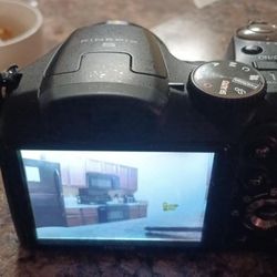 FujiFilm FinePix 14MP DIGITAL Camera 