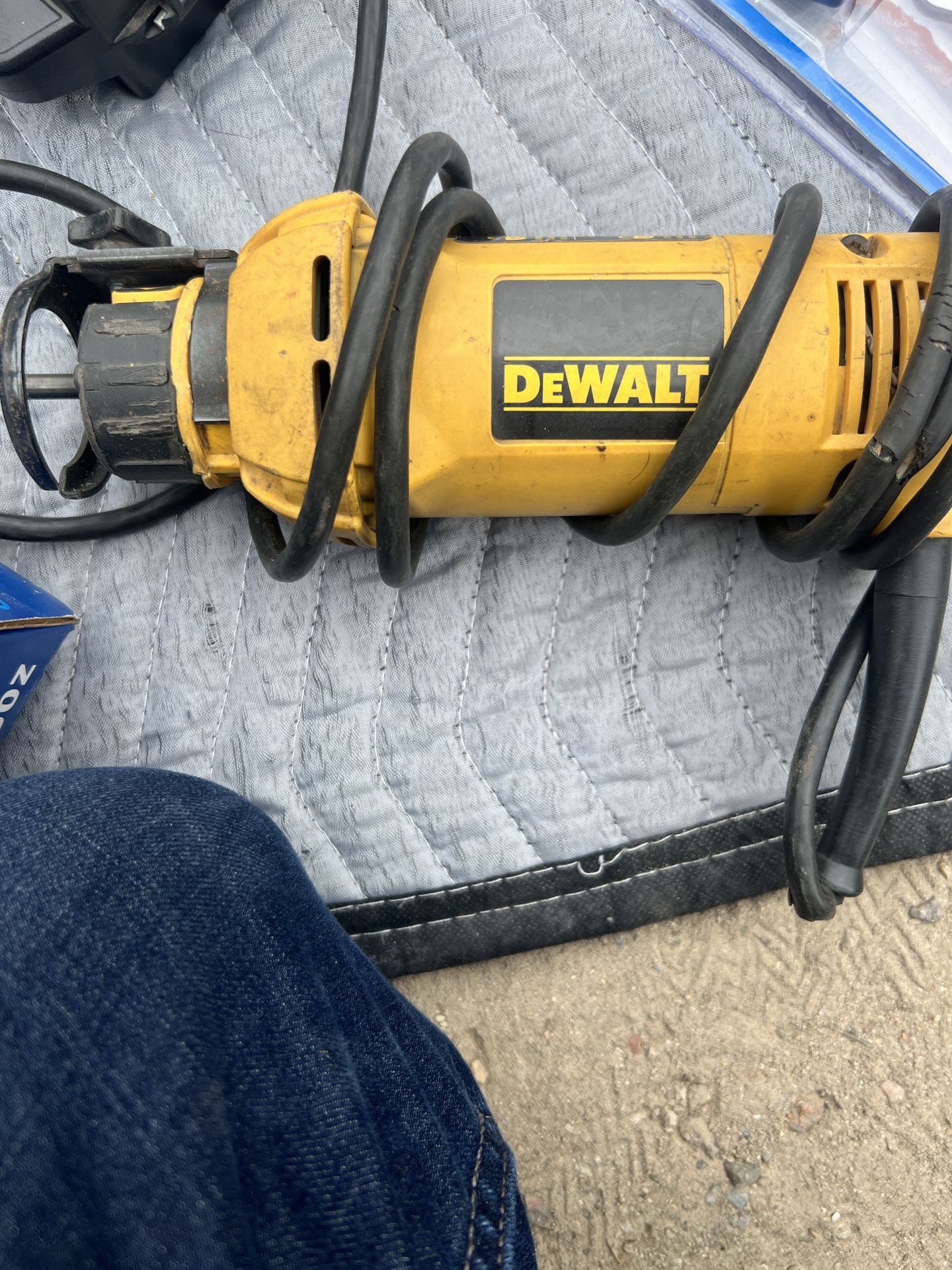 Dewalt 