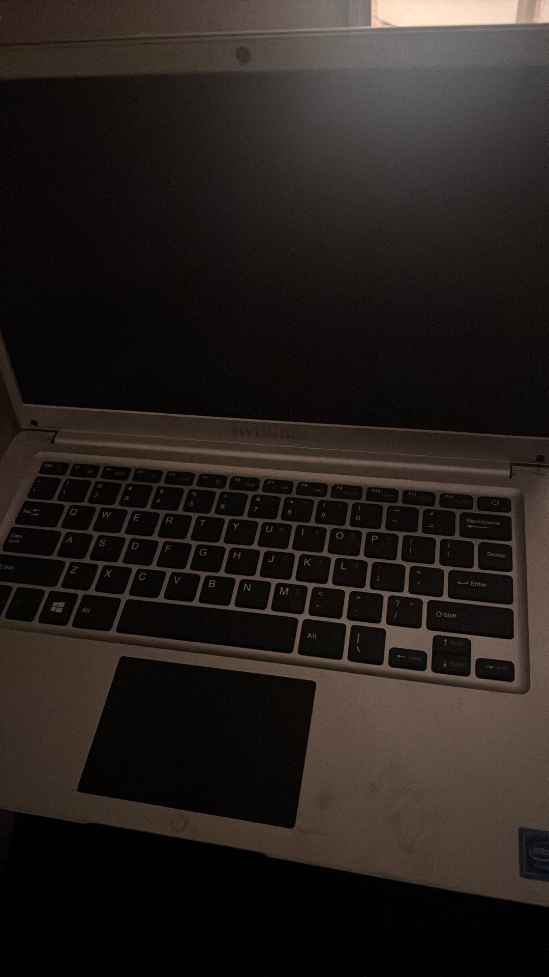 Hyundai Laptop