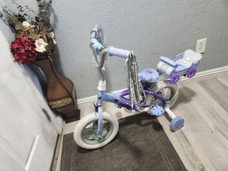 Huffy Bike frozen Kids Girl 12 new Ready to ride good condition