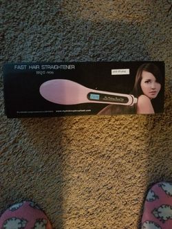 Flat iron brush new in box