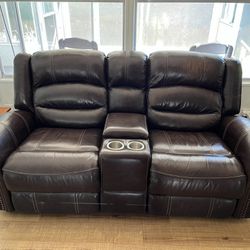 Leather Manual Reclining Loveseat 