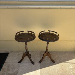 Set of 2 Antique Side/End Tables