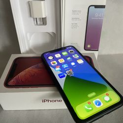 256gb Apple iPhone 11 Mint w/Coach Case