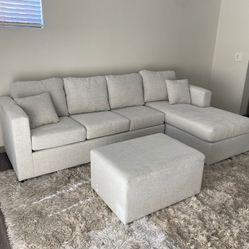 Sectional With Free Ottoman ‼️different Colors Available ‼️