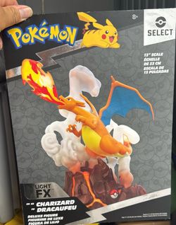new charizard deluxe figure lights up