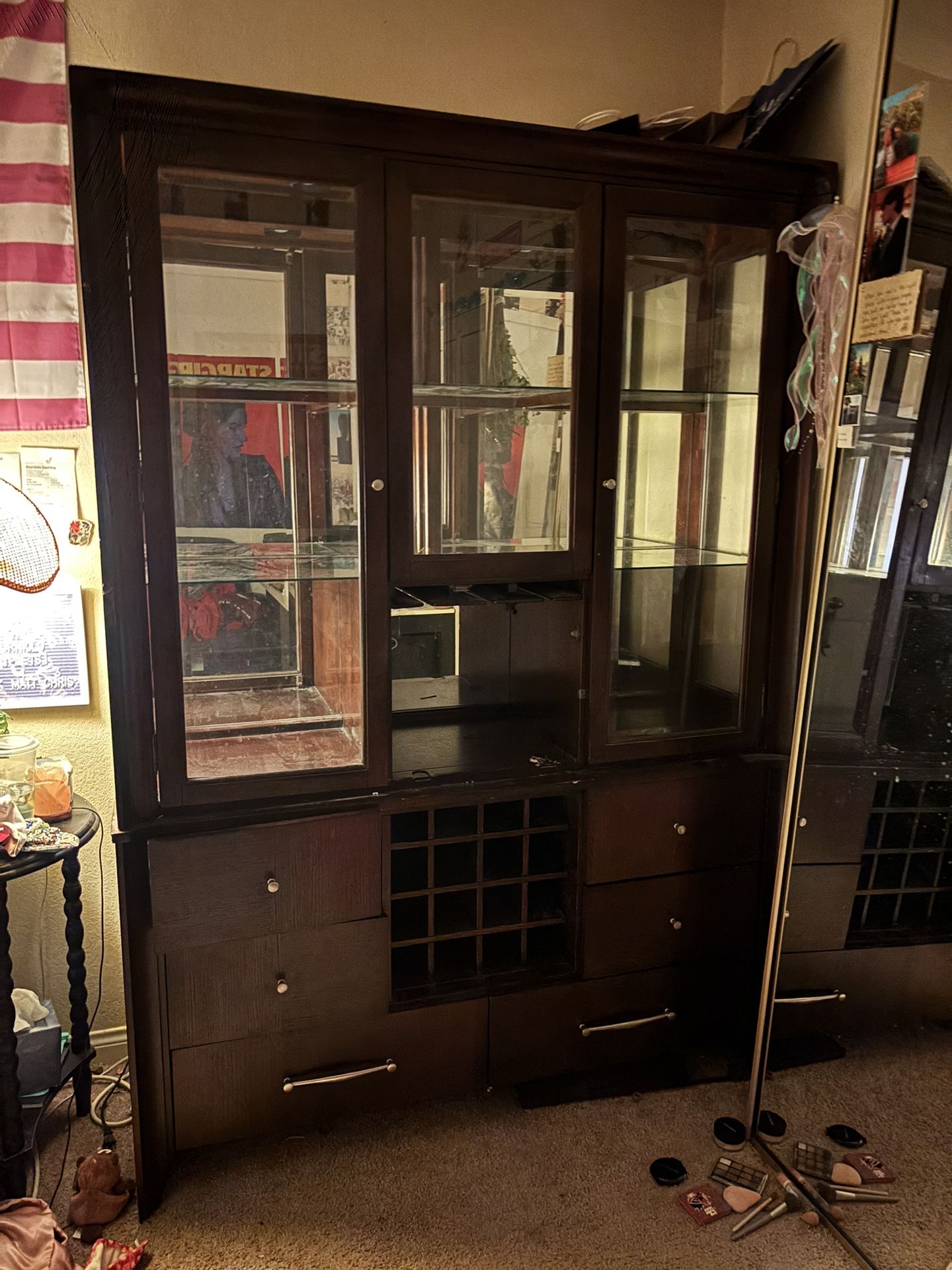 Free China Cabinet