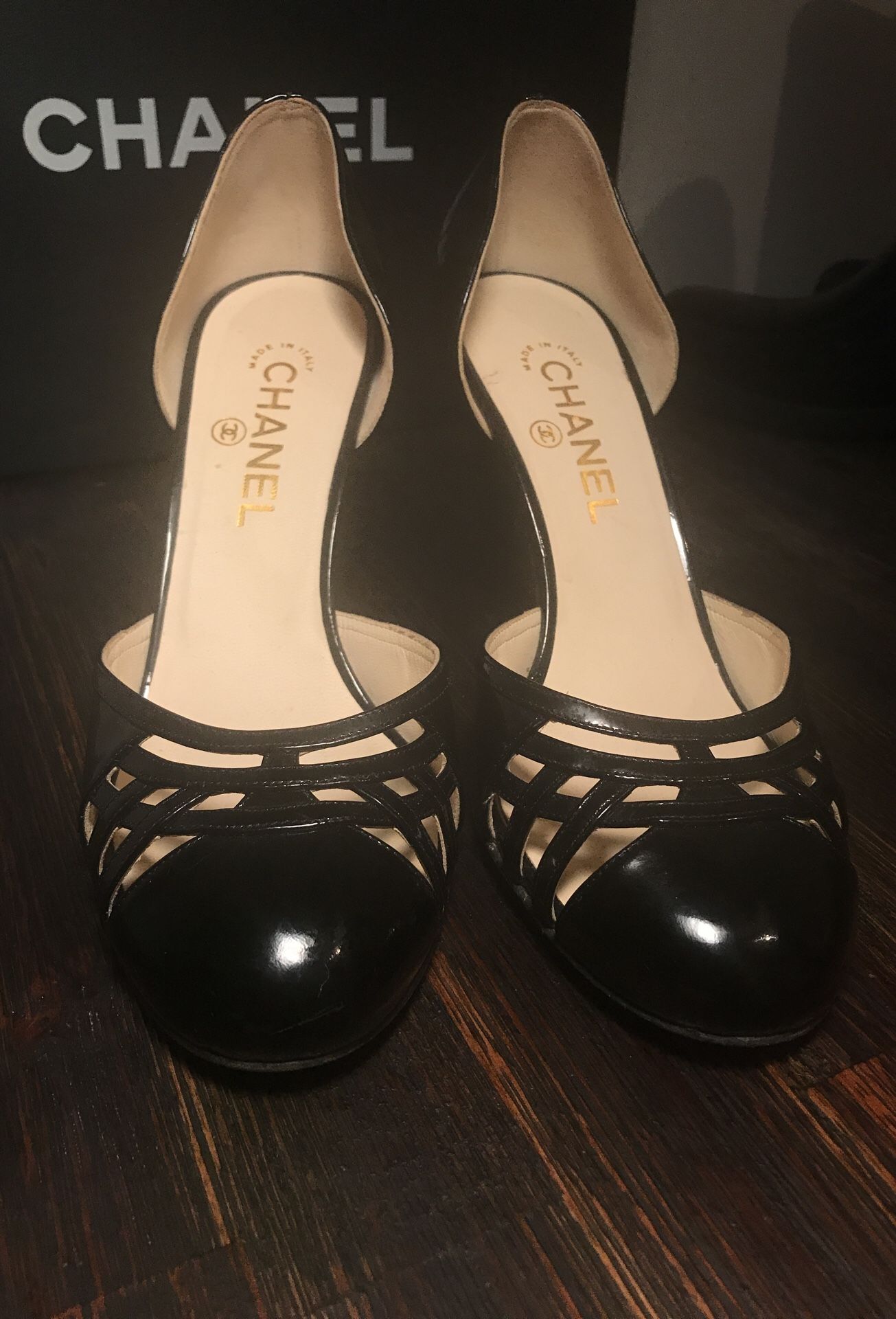 Chanel heels EU 39 ( US 9)