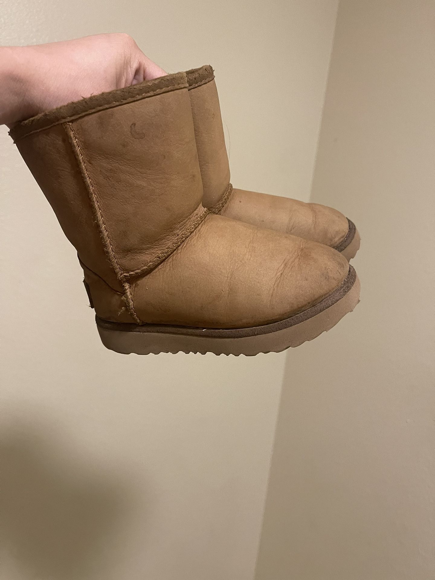 Ugg