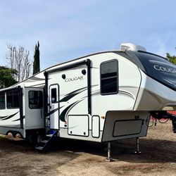 2021 Keystone Cougar Fifth Wheel Rv (travel Trailer) 