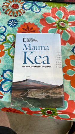 National Geographic Mauna Kea map/ephemera