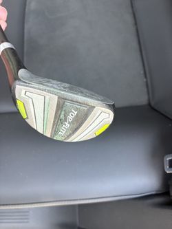 Kids clubs: Two left handed clubs, one driver and a wood.