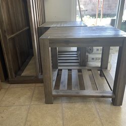 Coffee table with two side tables