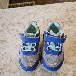 Infant Tennis Shoes. Size 7. Like New