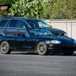 2000 Mazda Miata 
