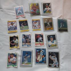 Small BASEBALL CARD SET FOR SALE 