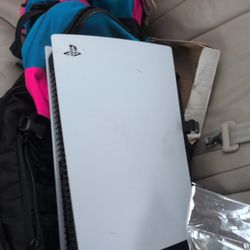 ***** PS5 $220 **”""*