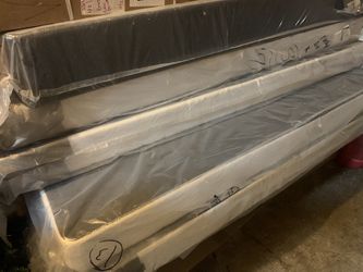 NEW! Mattress box springs 