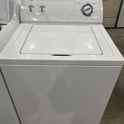 Whirlpool Set washer And Dryer Electric 