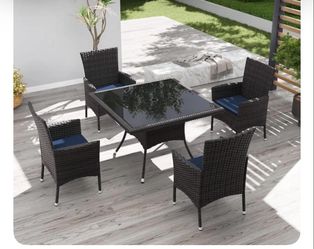 New PATIO DINING SET