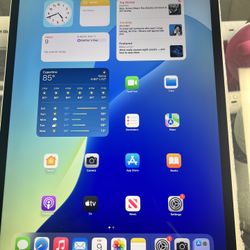 iPad Pro 12.9 Wi-Fi third generation great condition