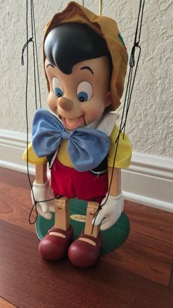 Disney Pinocchio Marionette Puppet Figure