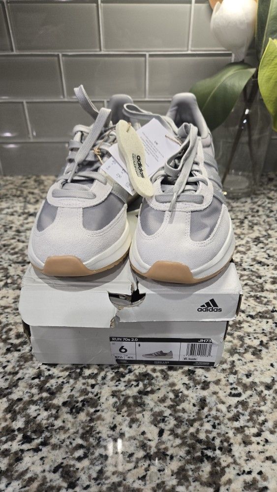 New Women's Adidas Shoes size 6