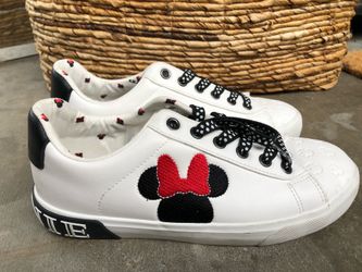 Minnie Mouse White Sneakers Women’s 6.5 Excellent Condition