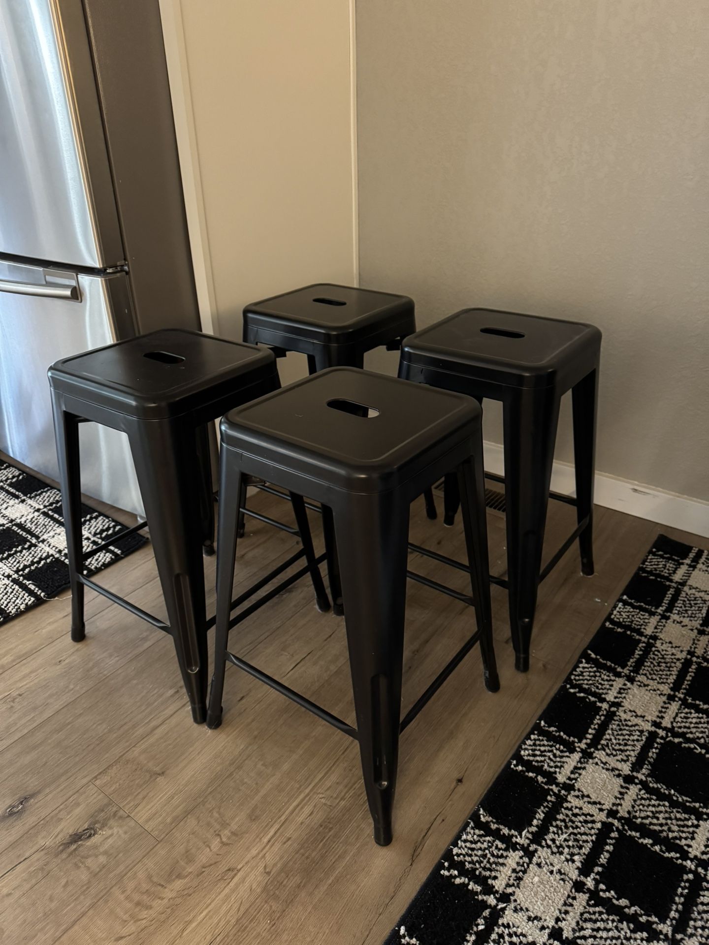 Bar Stools 