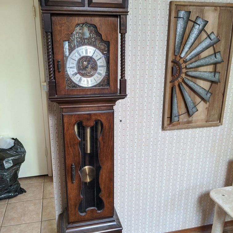Grandfather clock Not Working Needs Tune Up