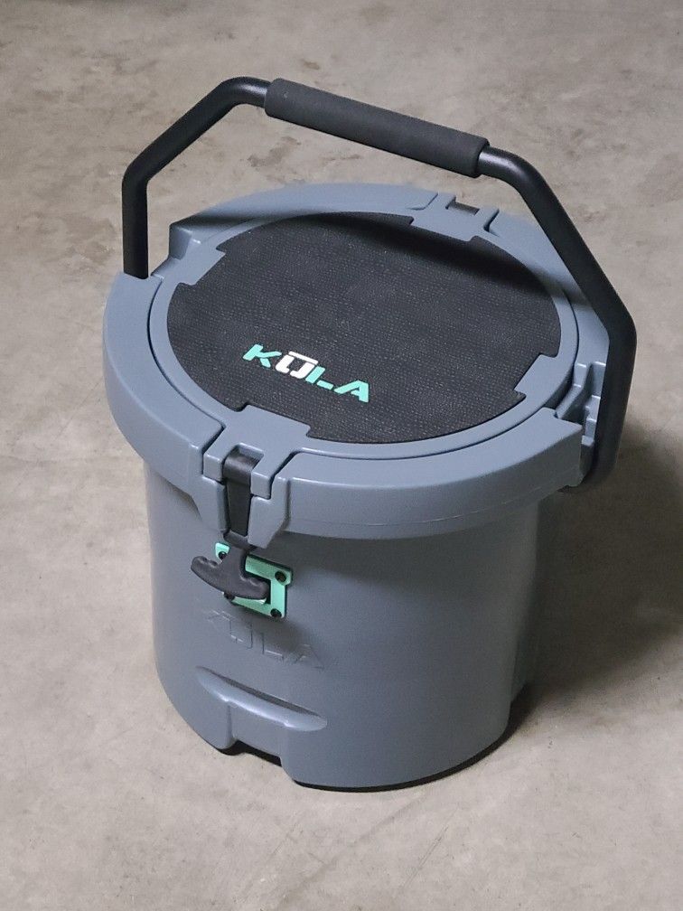 Like New KULA 5 Cooler From Bote SUP