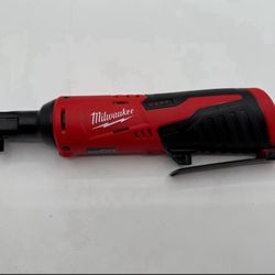 Milwaukee M12 12V Lithium-Ion Cordless 3/8 in. Ratchet (Tool-Only)