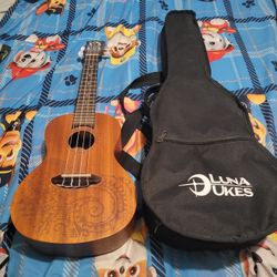 LUNA GUITAR