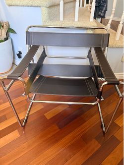 Luxury chair