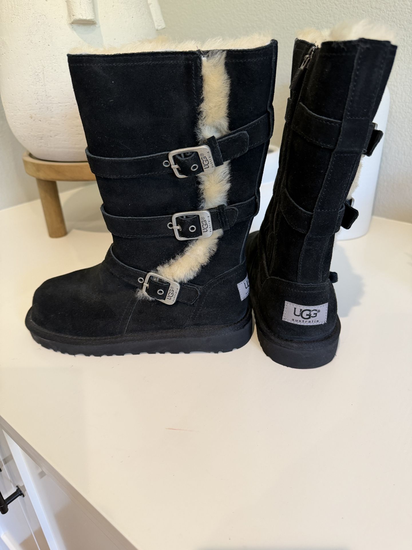 Ugg Maddi Boots Size 3