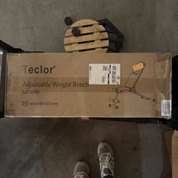 Band New Weight Bench - Adjustable