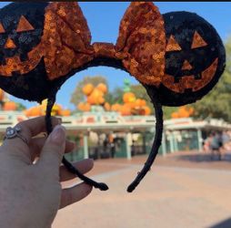 Disney Minnie Mouse Halloween Pumpkin Sequin Ears Headband
